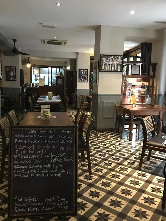Campbell House Hotel George Town