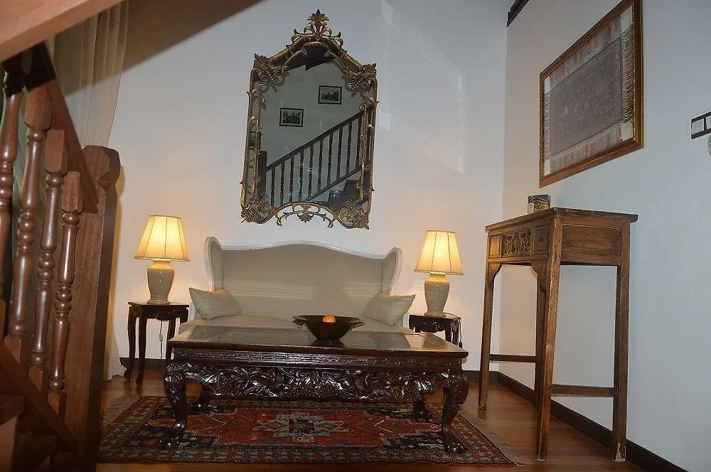 Campbell House Hotel George Town